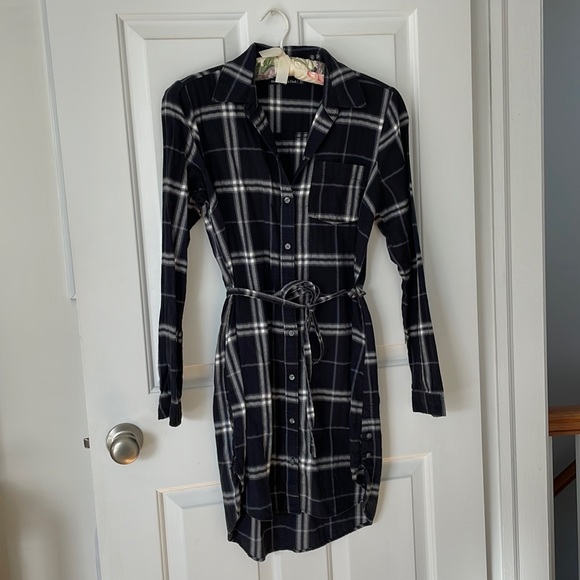 Abercrombie & Fitch Dresses & Skirts - Abercrombie and Fitch Plaid Button Down Dress with belt
